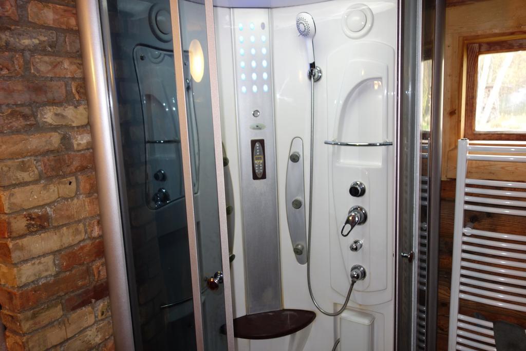 Sveciu Namelis Hotel Šiauliai Екстериор снимка